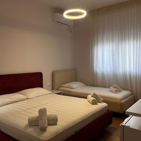 Lian'S Rooms Vlore Luaran gambar