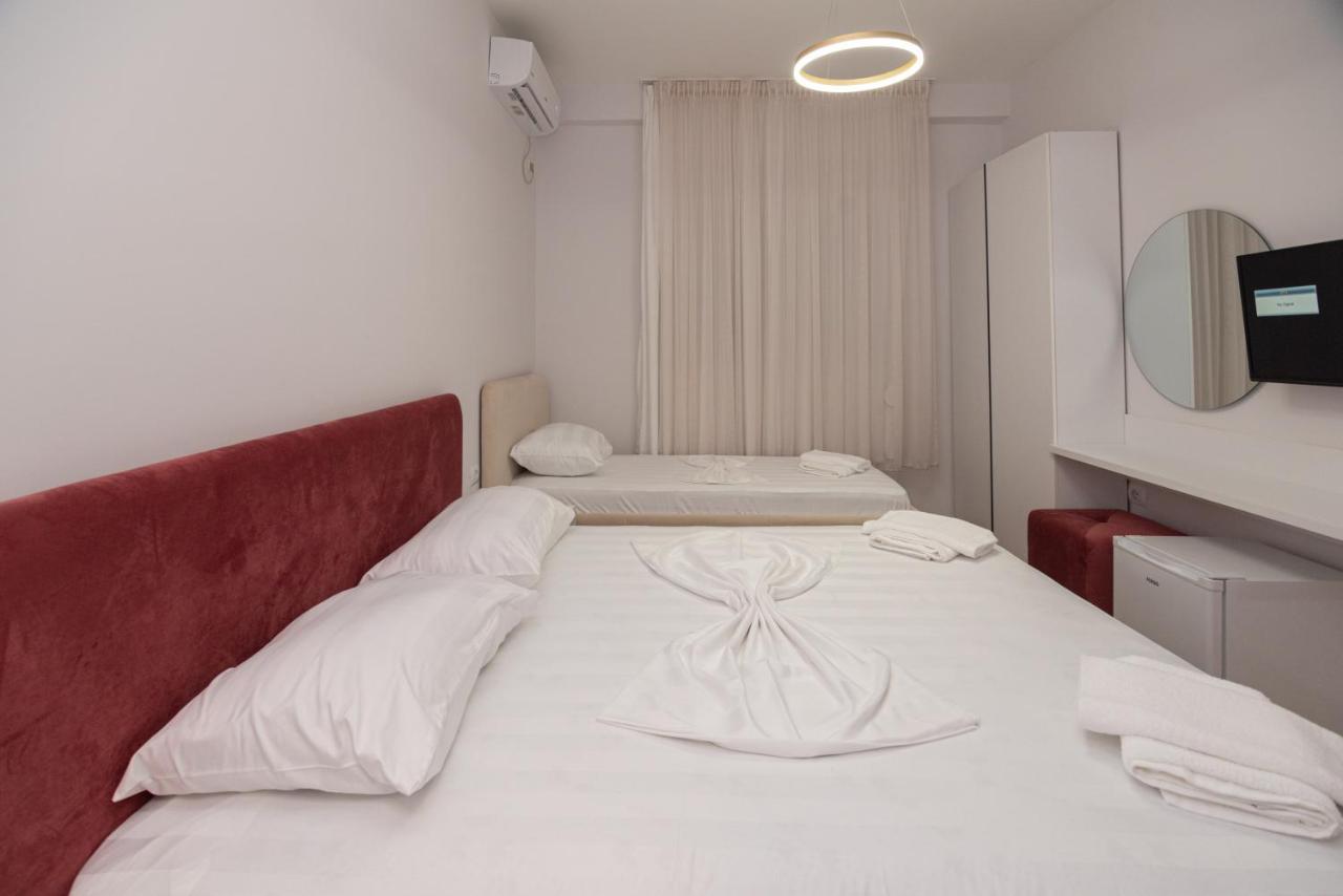 Lian'S Rooms Vlore Luaran gambar