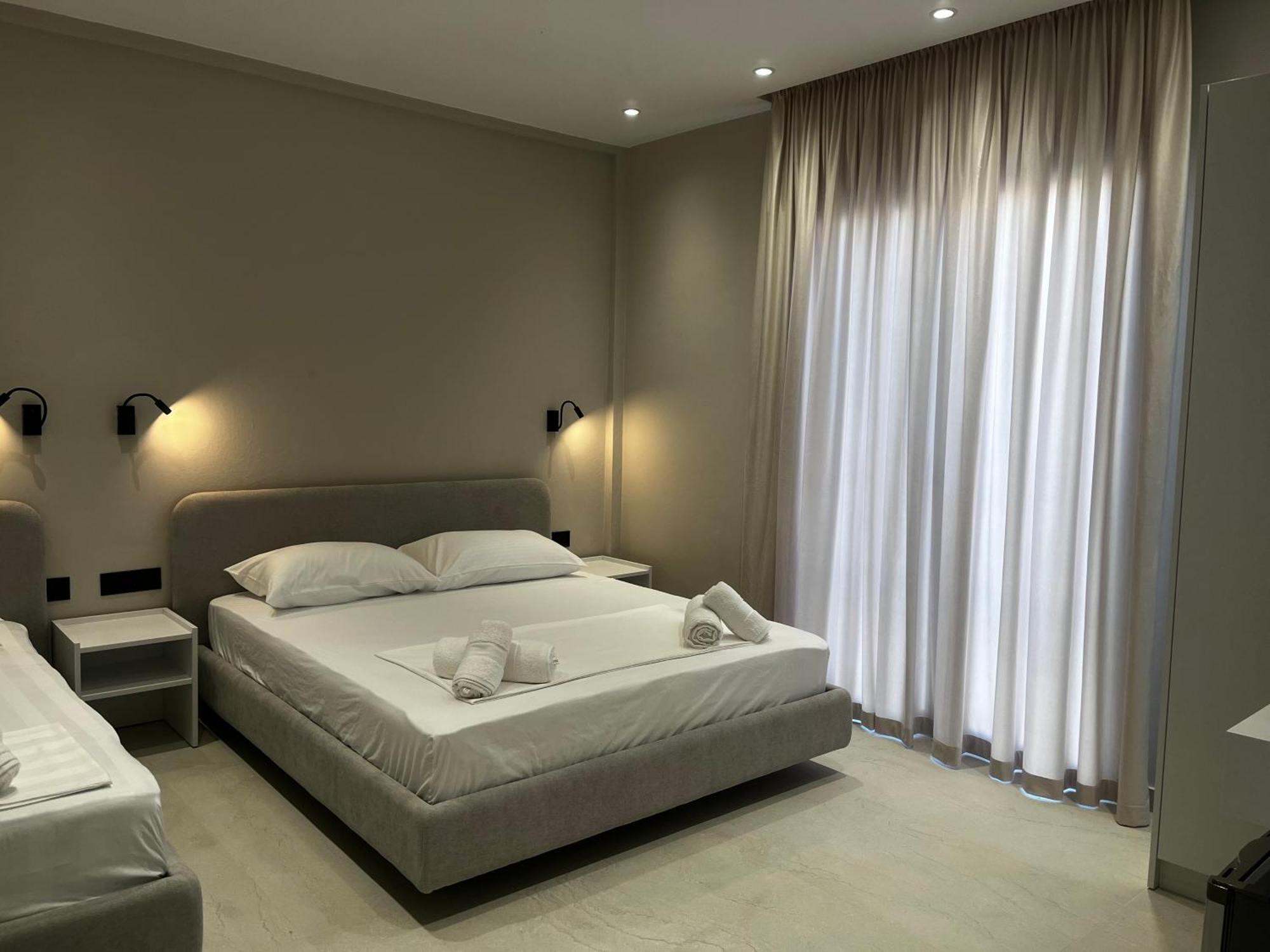 Lian'S Rooms Vlore Luaran gambar