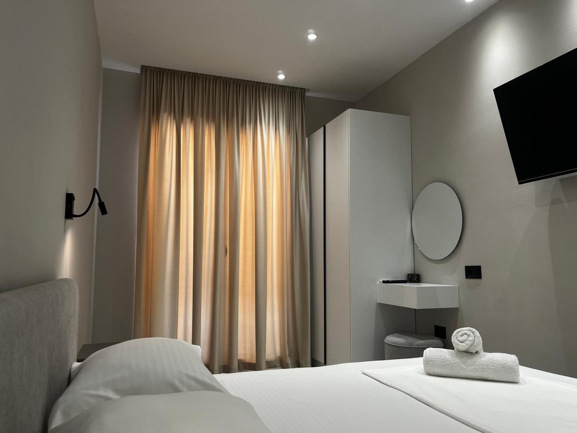 Lian'S Rooms Vlore Luaran gambar