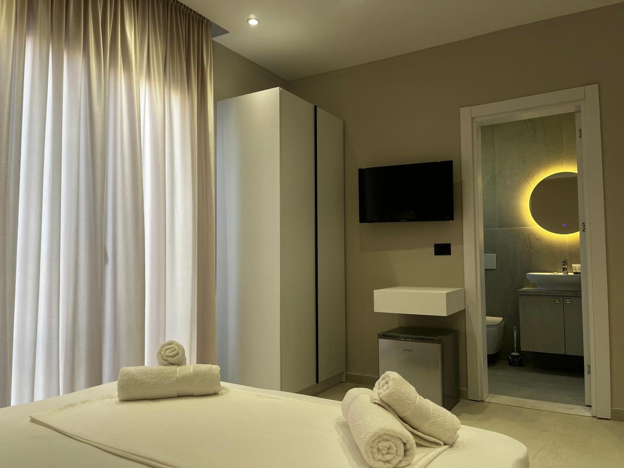 Lian'S Rooms Vlore Luaran gambar