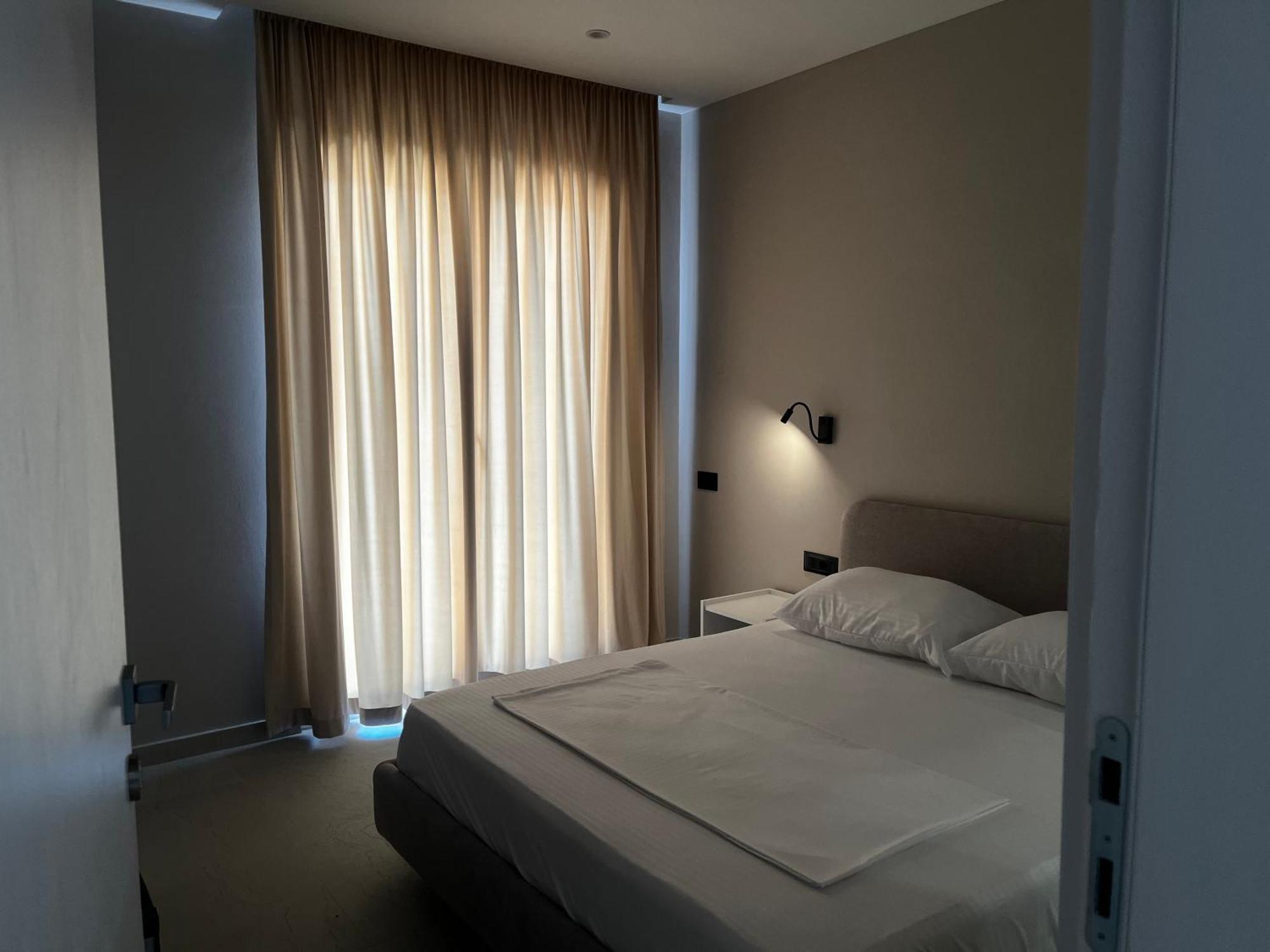 Lian'S Rooms Vlore Luaran gambar