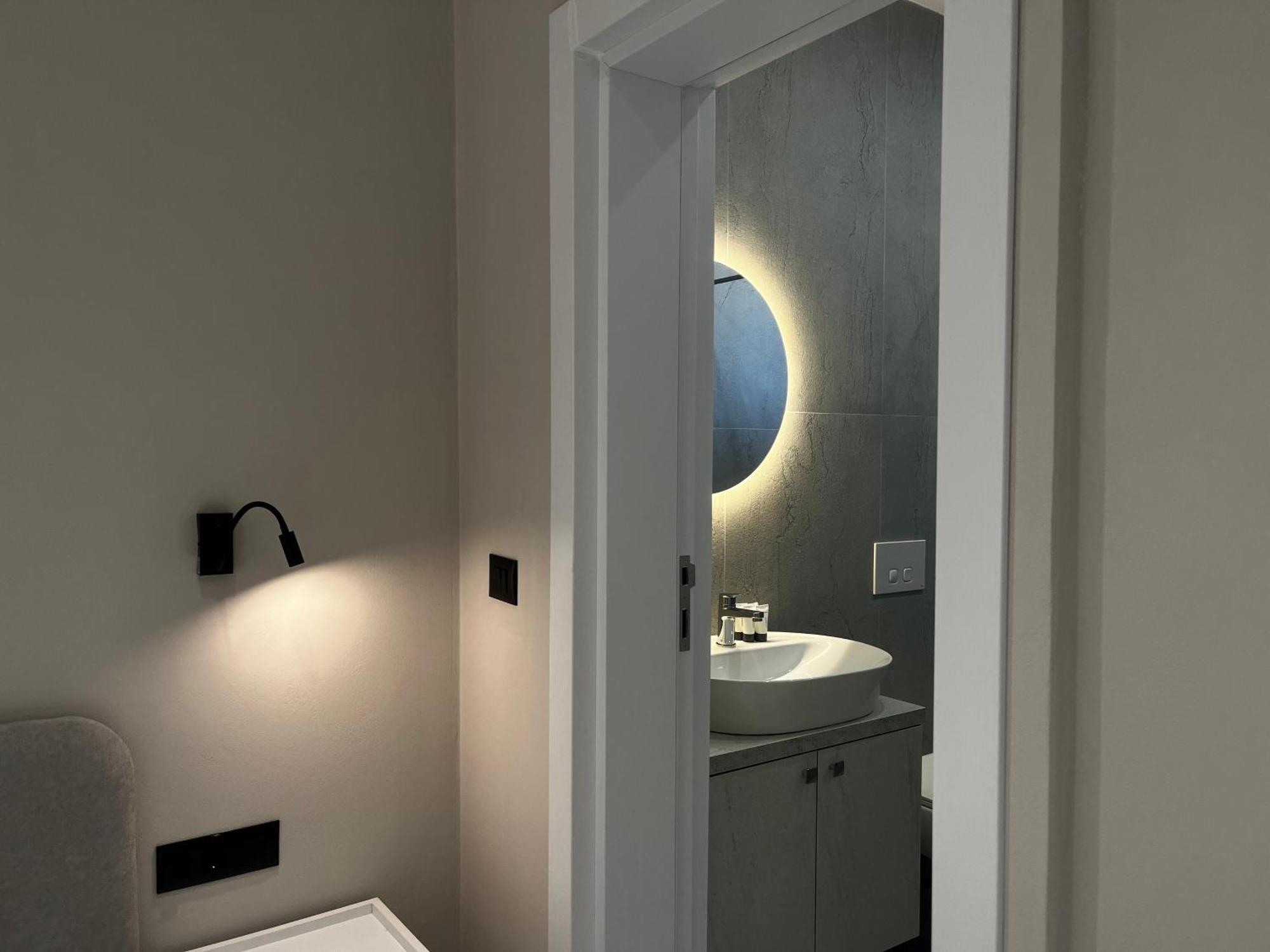 Lian'S Rooms Vlore Luaran gambar
