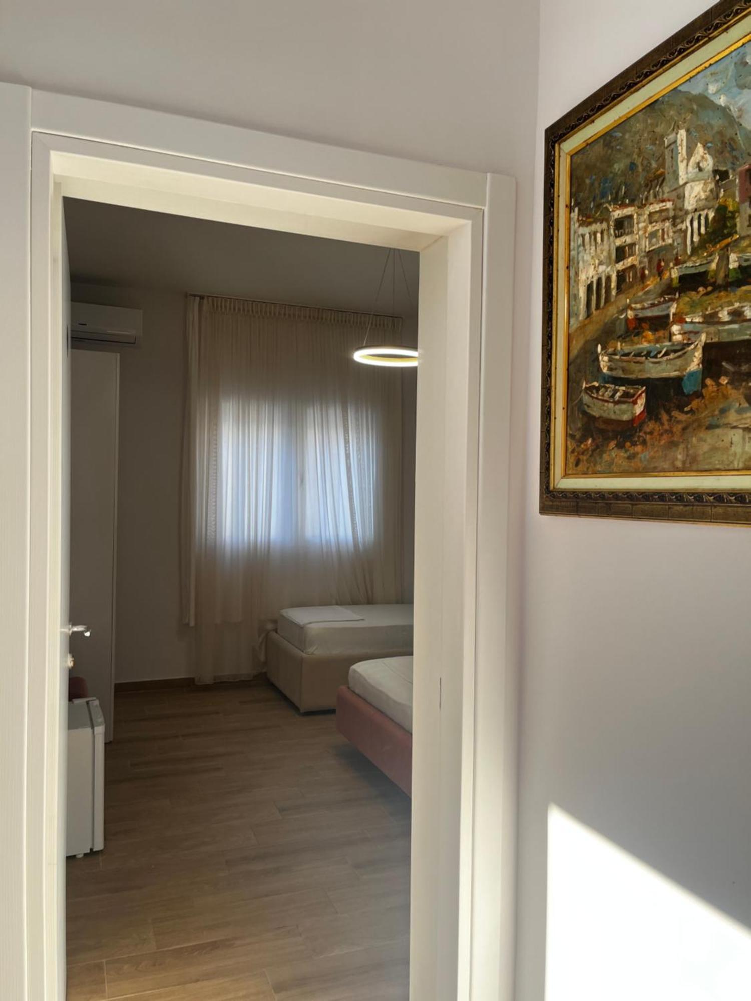 Lian'S Rooms Vlore Luaran gambar