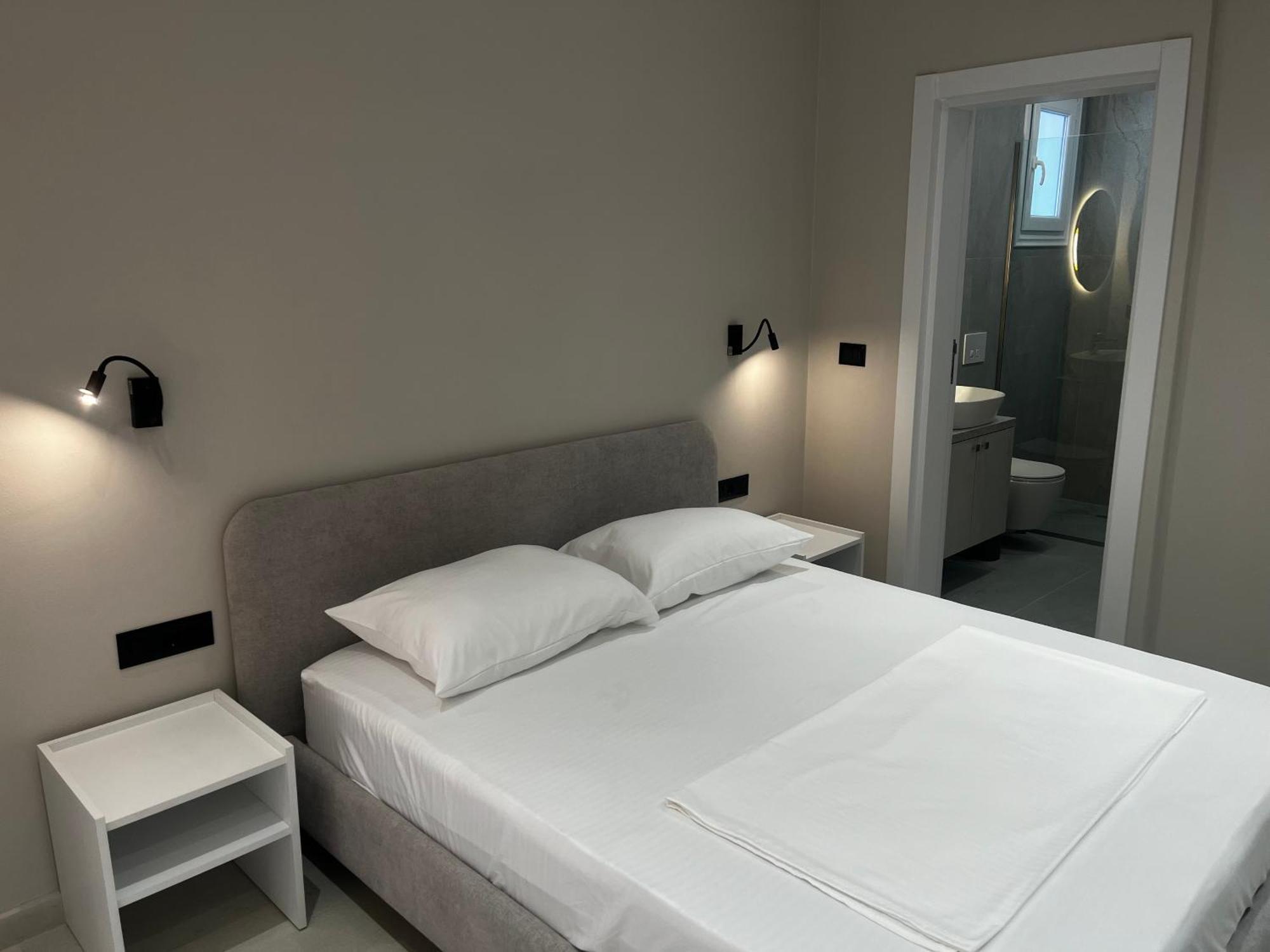 Lian'S Rooms Vlore Luaran gambar