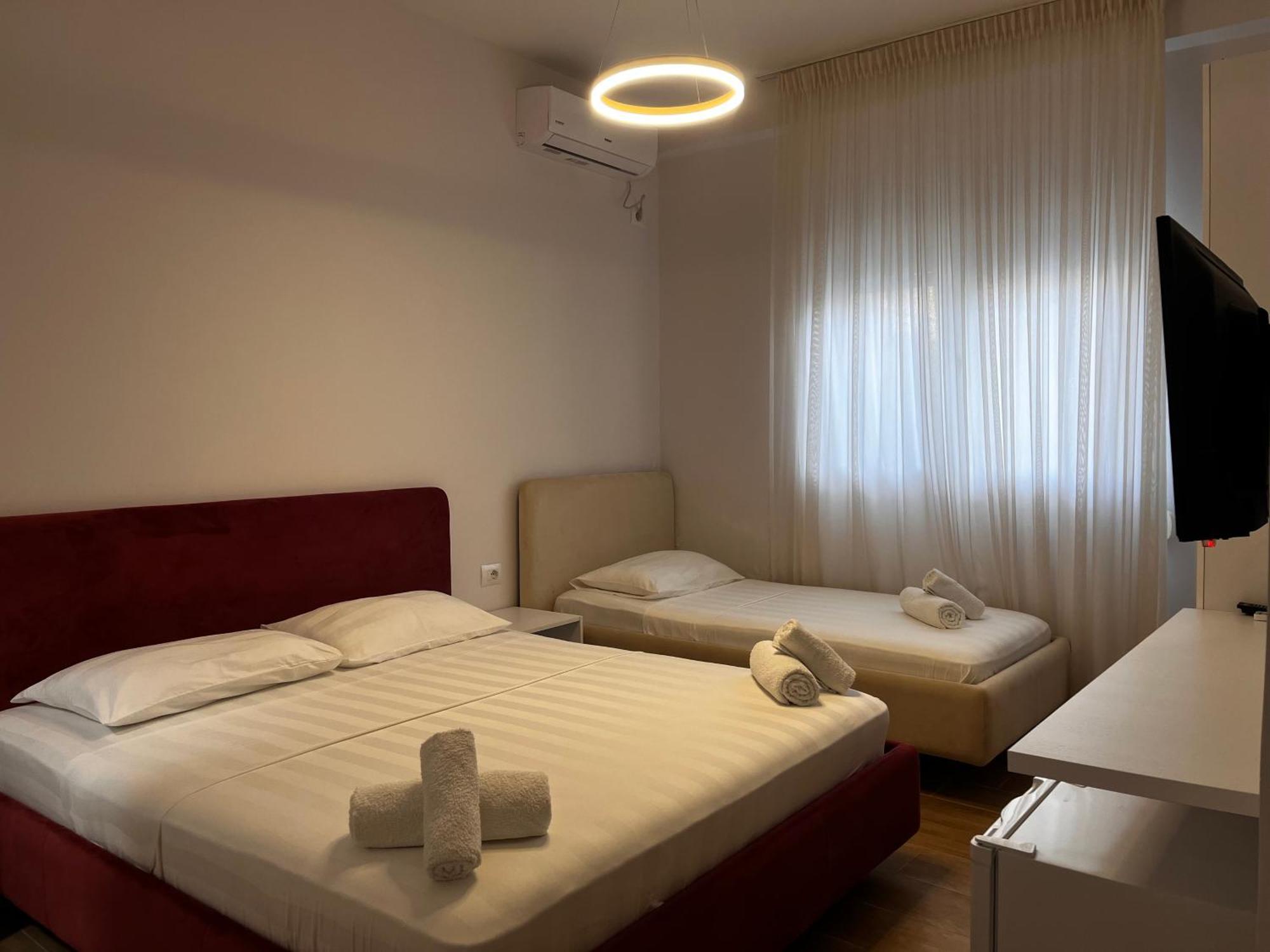 Lian'S Rooms Vlore Luaran gambar